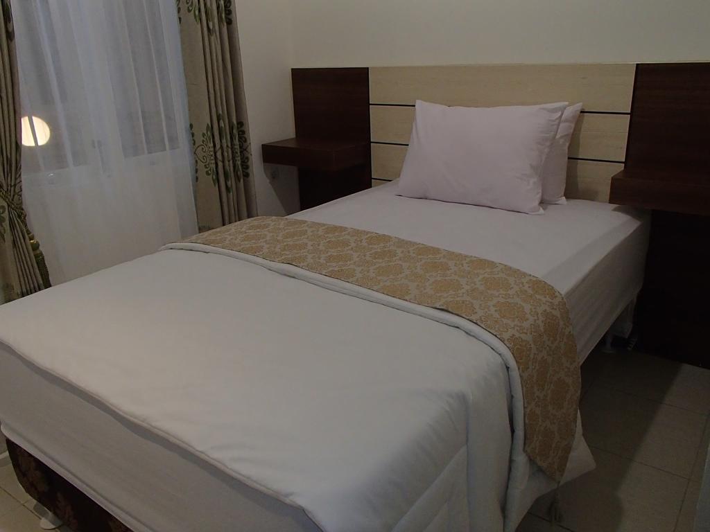Shakila Guest House Malang Cameră foto